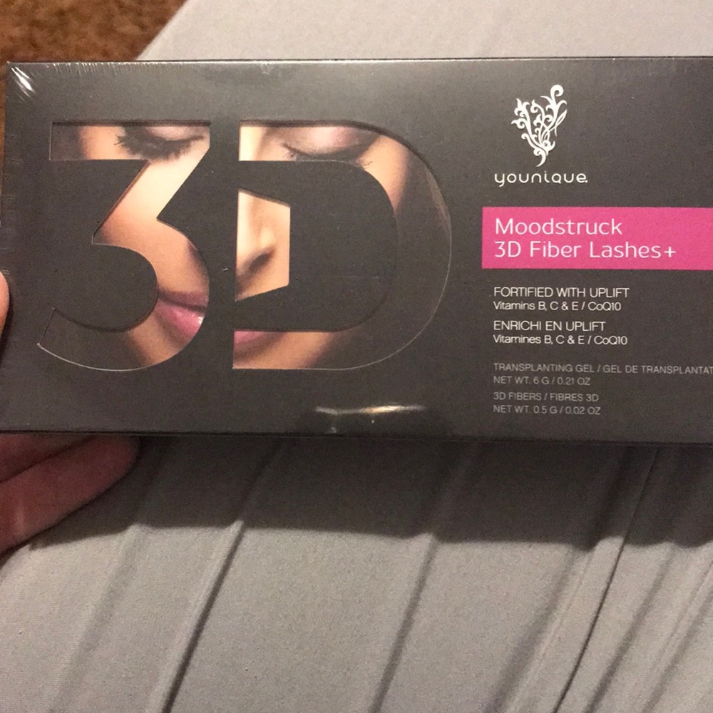 Younique Moodstruck 3D fiber lashes